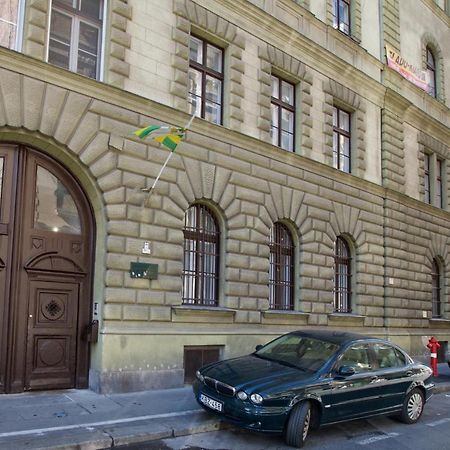 St King 11 By Hi5 Apartments Budapest Luaran gambar